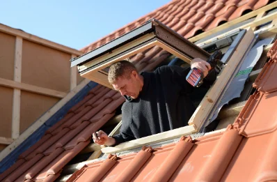 Pose de fenêtres de toit Velux à Rocques
